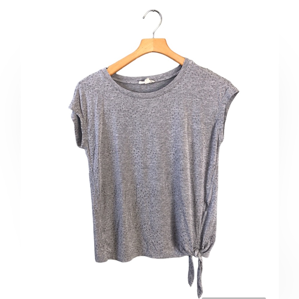 Jane & Delancey Gray Short Sleeve Spotted Shirt with Knot Tie Small